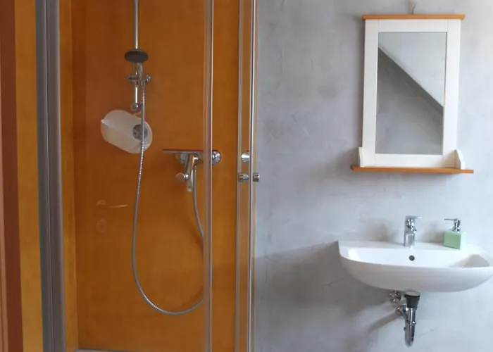 Bioweingut Brohl 아파트